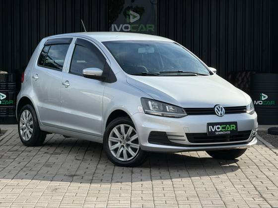 VOLKSWAGEN FOX 1.0 MPI TRENDLINE 12V FLEX 4P MANUAL VOLKSWAGEN FOX 1.0 MPI TRENDLINE 12V FLEX 4P MANUAL